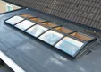 Lichtstraat Zadeldak Douglas met 6 vaks veiligheidsglas - 240,2cm breed | Wit RAL 9010