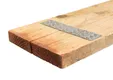 Steigerdeel Vurenhout ruw met stalen kram 32x200mm