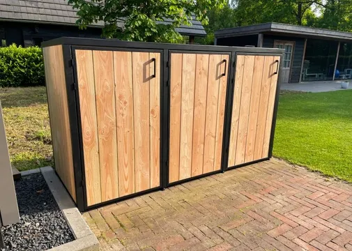 Douglas container ombouw 210x80x118cm met stalen frame