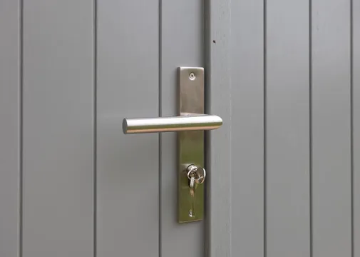 Dubbele deur Meranti buitenmaat 202x221cm met RVS deurbeslag gegrond