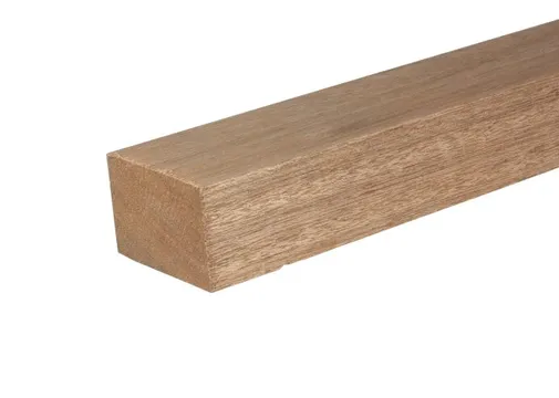 Timmerhout Meranti 28x28mm geschaafd per 6 stuks