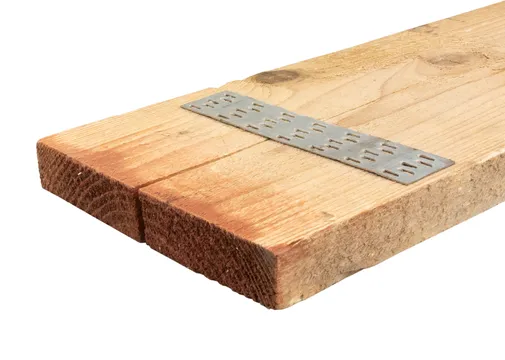Steigerdeel Vurenhout ruw met stalen kram 32x200mm