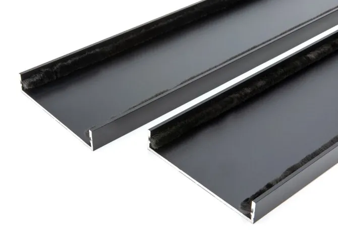 Wandprofiel 2700mm voor 7-rail glazen schuifwand mat zwart